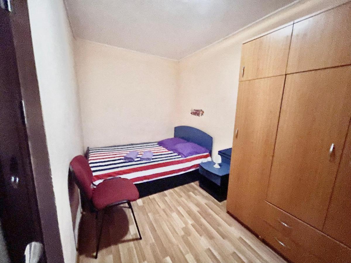 Cozy Apartments Bacău Buitenkant foto